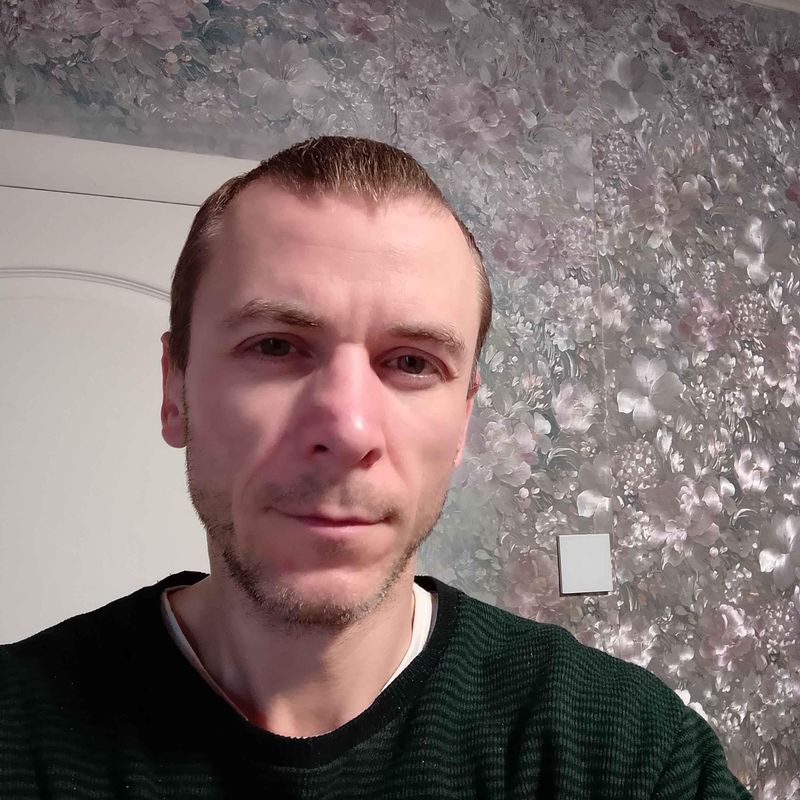 À la recherche d’une petite amie à rencontrer, Киев, Украина