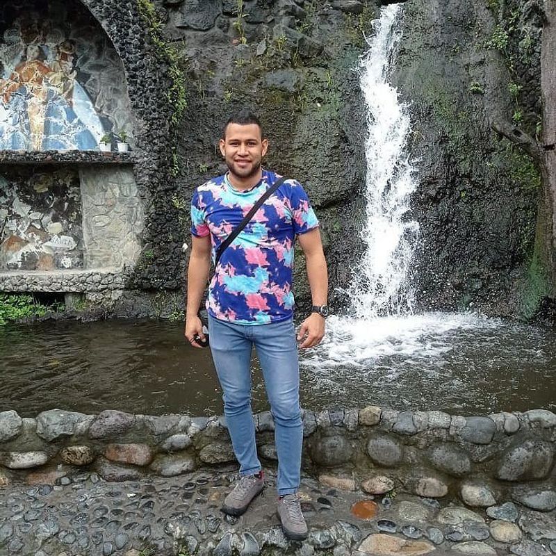 Buscando una novia para conocer, Ambato,  Ecuador 