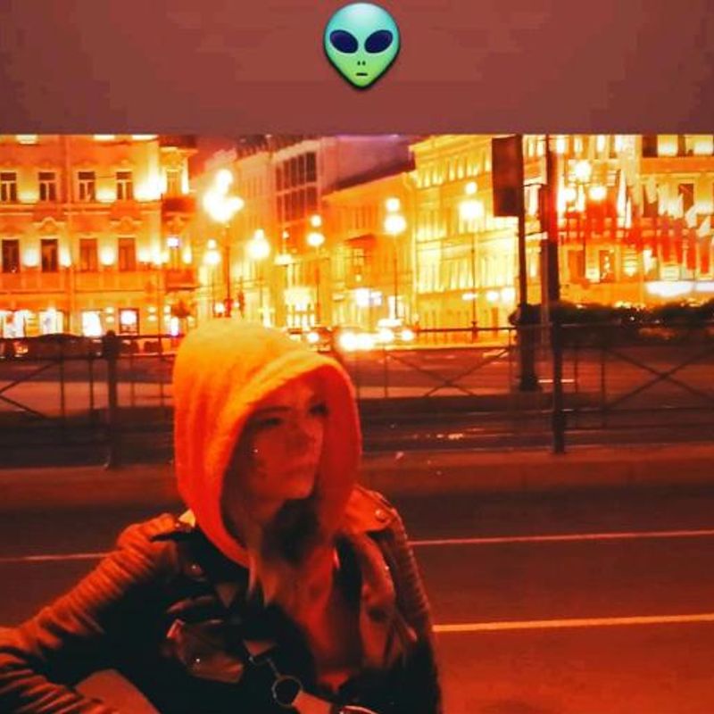 Looking for a un chico, San Petesburgo,  Rusia 