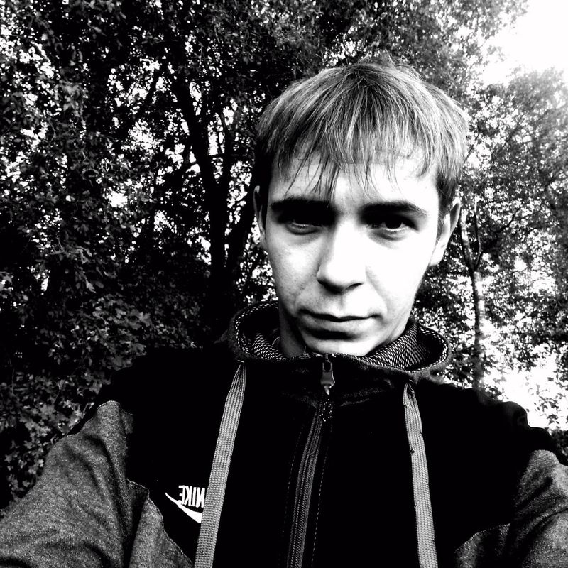 Looking for a d’un mec, Saint-Pétersbourg,  Russie