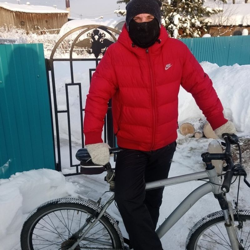 À la recherche d’une petite amie à rencontrer, Saint-Pétersbourg,  Russie