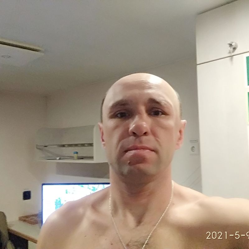 Looking for a girl to meet, Saint-Petersburg,  Russia 
