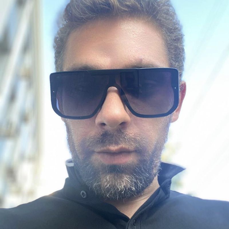 Looking for a girl to meet, Саратов, Саратовская область, Россия