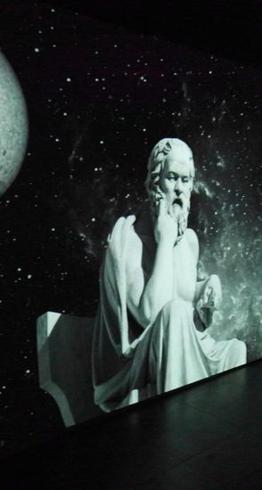 Мультимедийная выставка "Космос: от Галилея до Илона Маска"